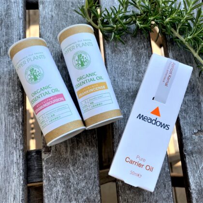 お肌の生まれ変わりを助けてくれる 美肌オイルセット